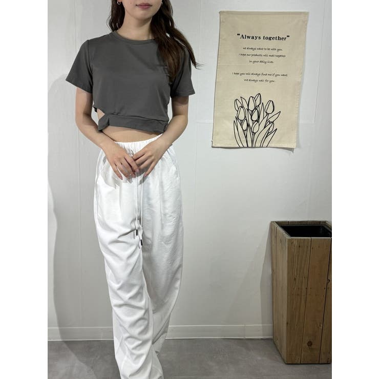 メゾンドドルチェ　アシンメトリーTシャツ　white メゾンドドルチェ maison de Dolce. アシンメトリーTシャツ