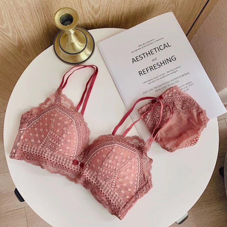 下着 スクエアドットレースデザイン/ノンワイヤーブラ＆ショーツセット