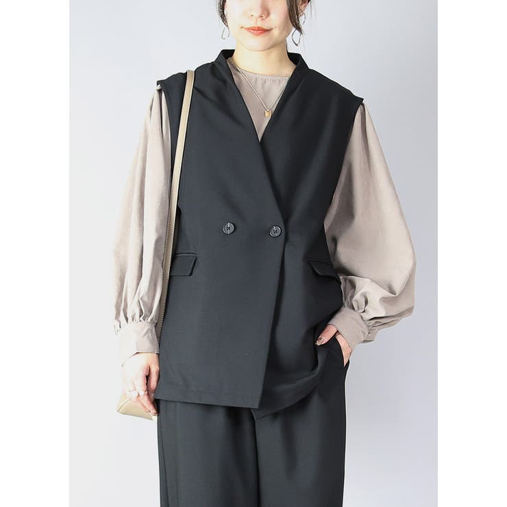 Vネックダブルボタンフラップポケットベスト トップス レディース | and it  | 詳細画像13 