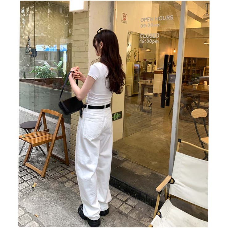 日本未入荷 CHUU★ガールズバケーション オフショルダーTシャツ 日本未入荷 CHUU☆ガールズバケーション オフショルダーTシャツ