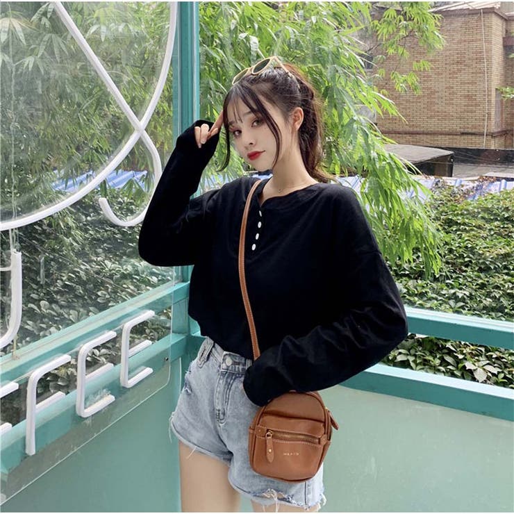 韓国ウェアのj.janeの長袖トップス Tシャツ レディース トップス 長袖 ボタン付 無地 可愛い 韓国