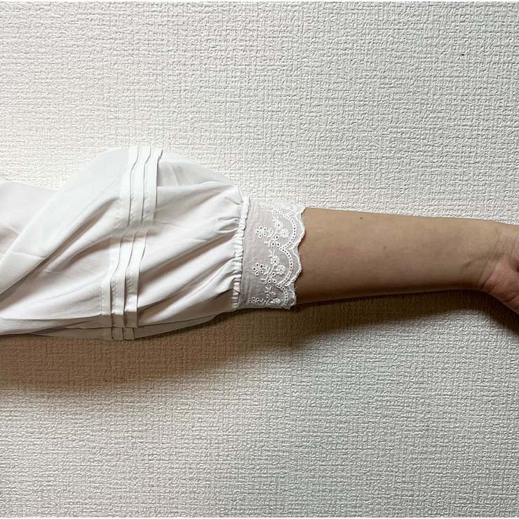 シャツ Vネック 刺繍デザインシャツ 春新作 半袖トップス ブラウス  | And Kawaii | 詳細画像7 