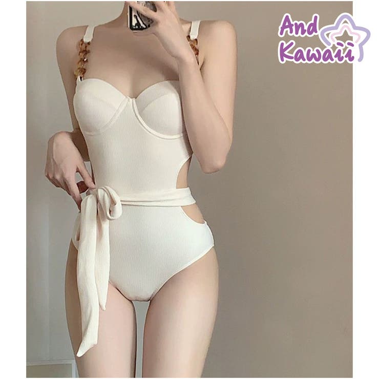 チェーンストラップ カットアウト ワンピース水着 ハイウエスト・美脚デザイン | And Kawaii | 詳細画像1 