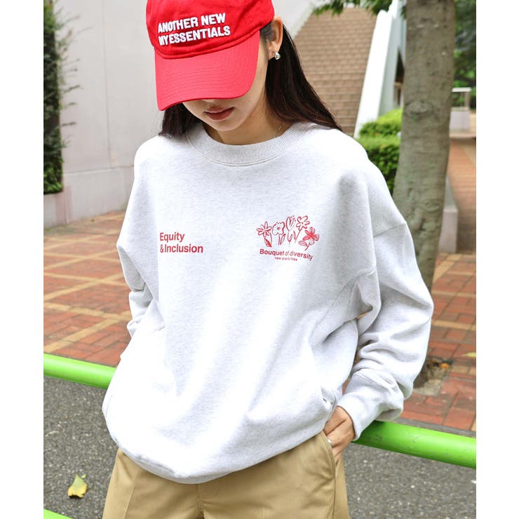 オートミール杢×レッド | ロゴ フラワーイラスト プリント | andme