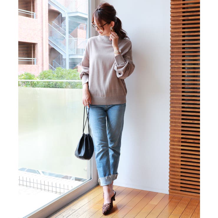 グレージュ | ハイネック バルーンシルエット ニット | andme