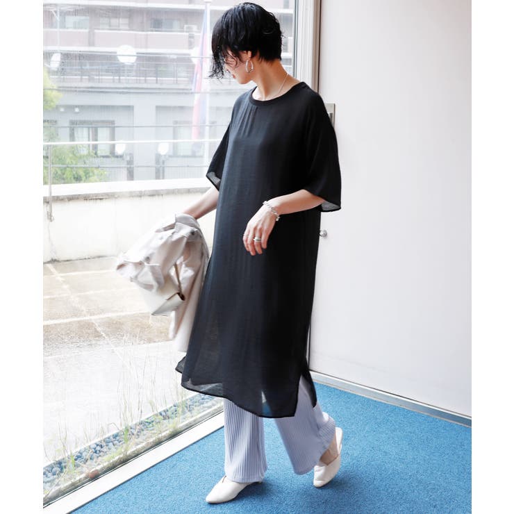 ブラック