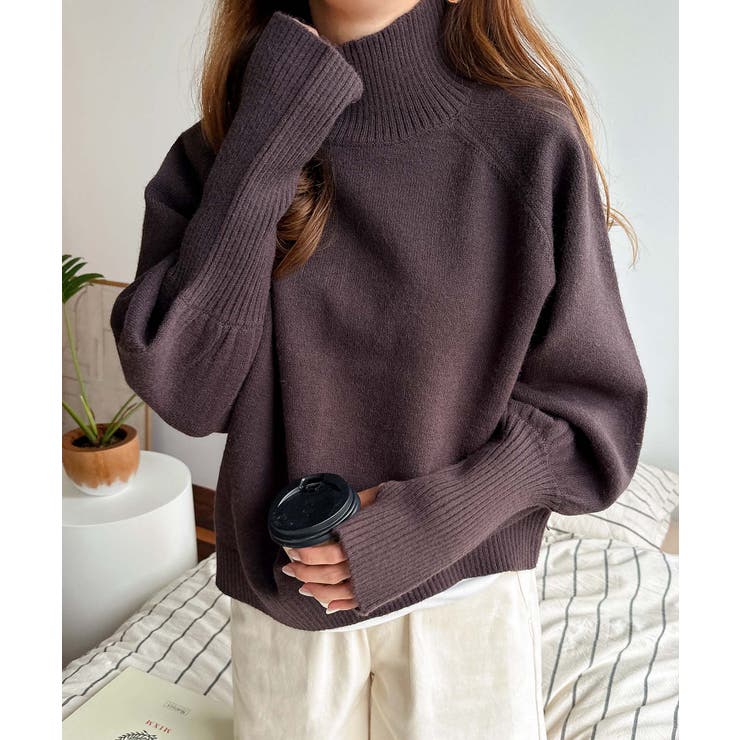 ブラウン | ハイネック サムホール ボリューム袖 | andme