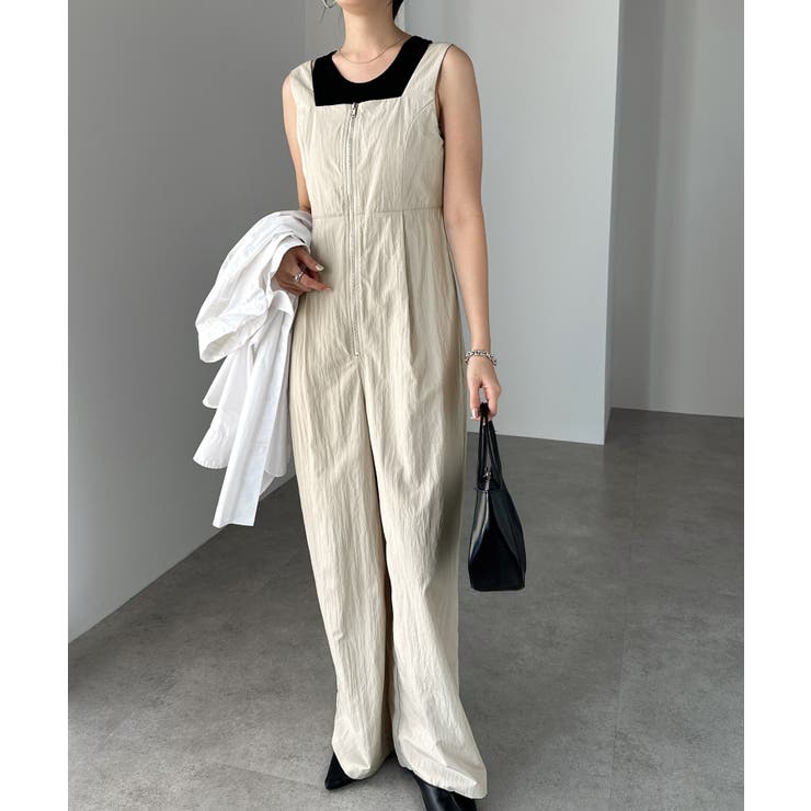 ベージュ | フロントジップ スクエアネック ワイド | andme