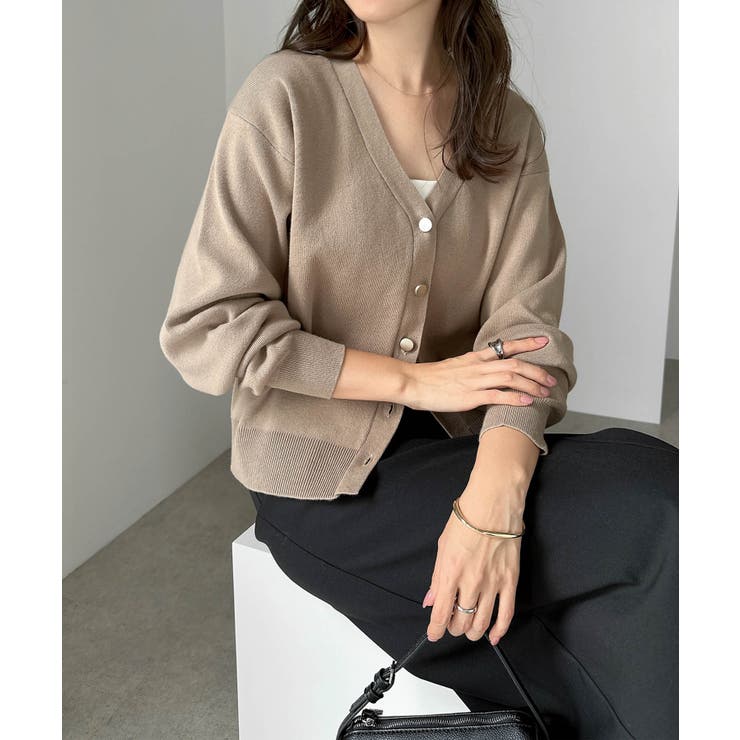 ベージュ | メタルボタン 長袖 Vネック | andme