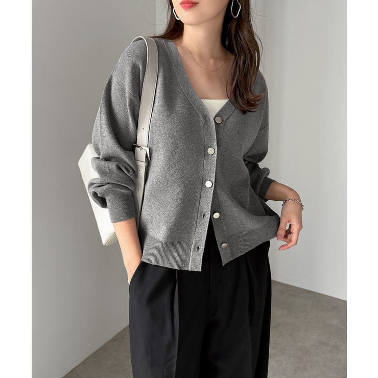 メタルボタン 長袖 Vネック[品番：AZ000005037]｜andme（アンドミー