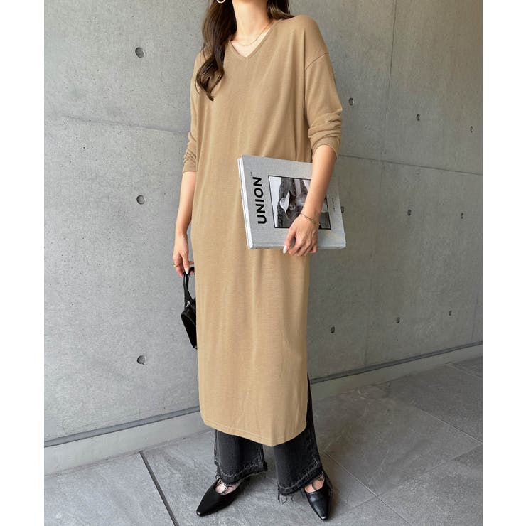 ベージュ | Vネック ニットソー ワンピース | andme