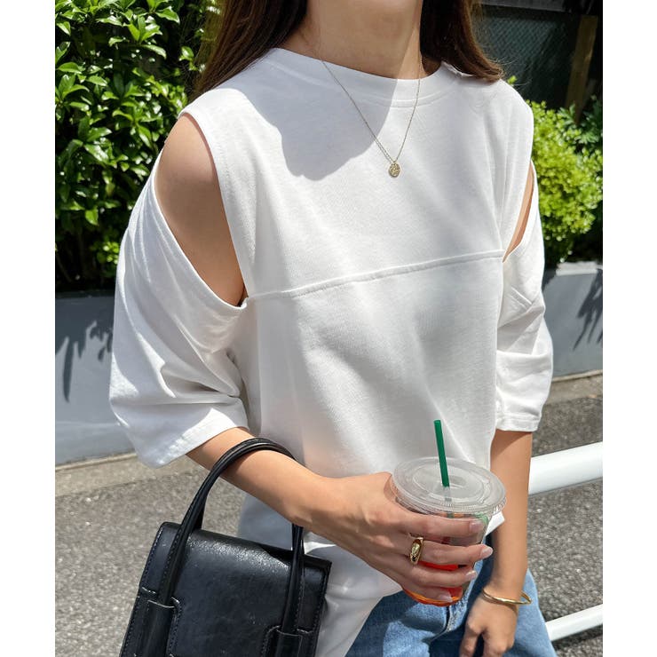 プリーツカットアウトデザイン カットアウト デザイン Tシャツ[品番：AZ000004334]｜andme