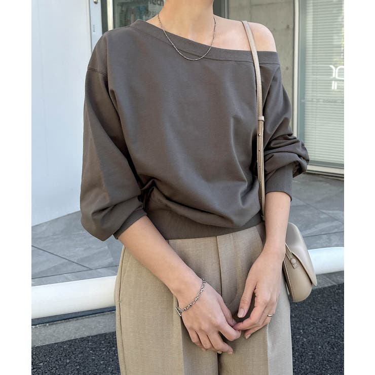 チャコールグレー | ボリューム袖 オフショルダー スウェット | andme