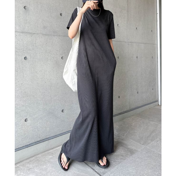 スミクロ | セルフカット リブ クルーネック | andme