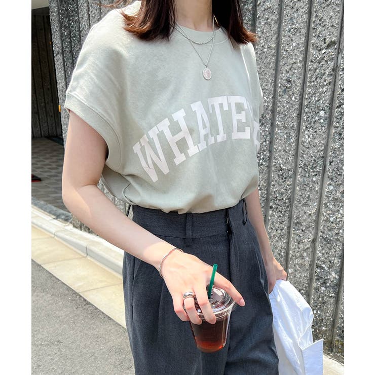 グリーン