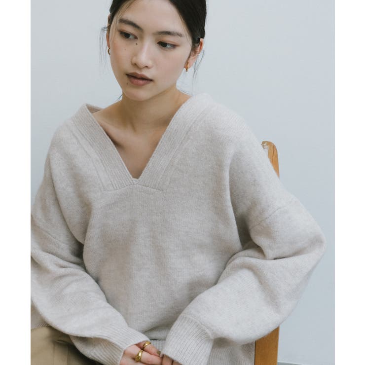 オートミール | Vネック 長袖 ニット | andme