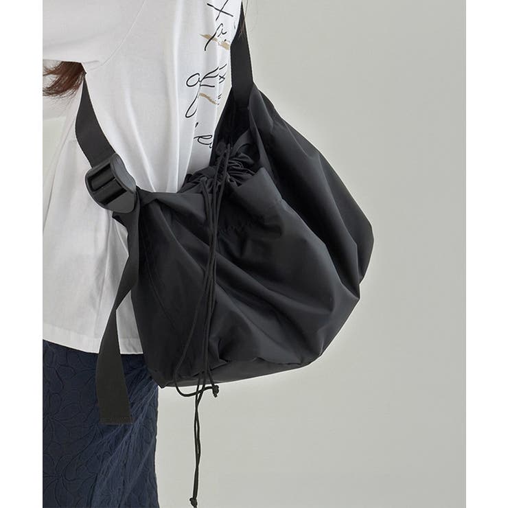 ショルダーバッグ 大容量 ナイロン鞄 黒 | SUNSHINE CLOSET | 詳細画像2 