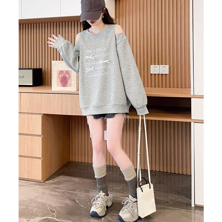 肩開きトップス カットアウトトレーナー ゆったりトップス | SUNSHINE CLOSET | 詳細画像3 