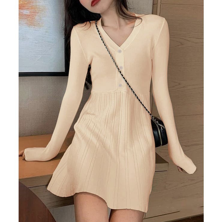 Vネックニットワンピース 飾りボタン付き | SUNSHINE CLOSET | 詳細画像2 