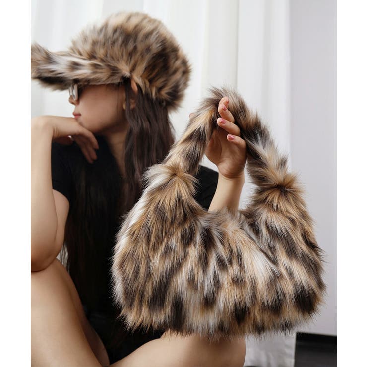 ふわふわフェイクファーバッグ アニマル柄[品番：AGCW0007321