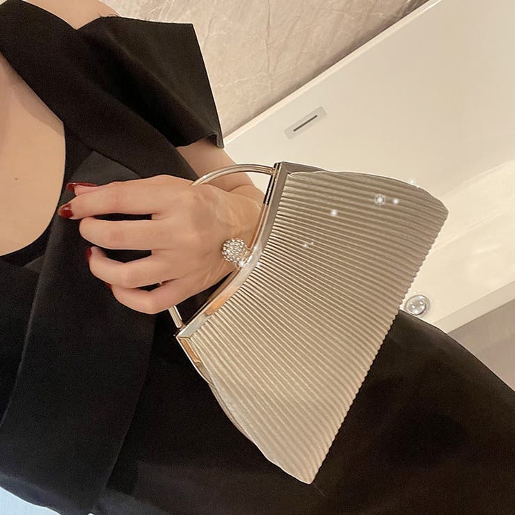 【Givebchy】パッチ付きフェルパ スリムフーディー Givebchy】パッチ付きフェルパ スリムフーディー (GIVENCHY