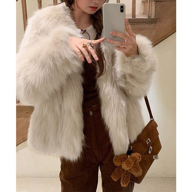 ふわふわフェイクファージャケットビッグ襟[品番：AGCW0007329