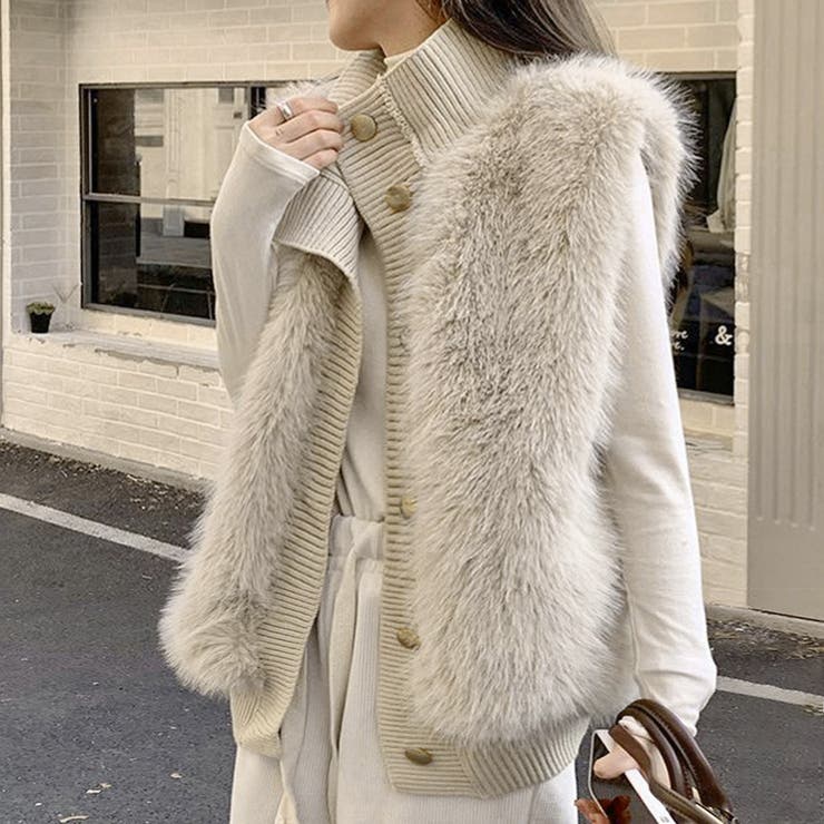 ZARA フェイクファーベスト ZW COLLECTION 4369/242｜MIRISE