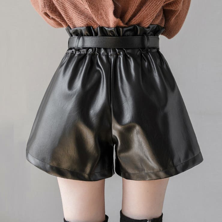 レア！ヴィンテージ ヒステリックス　黒 レザー　ショートパンツ レア！ヴィンテージ ヒステリックス黒 レザーショートパンツ