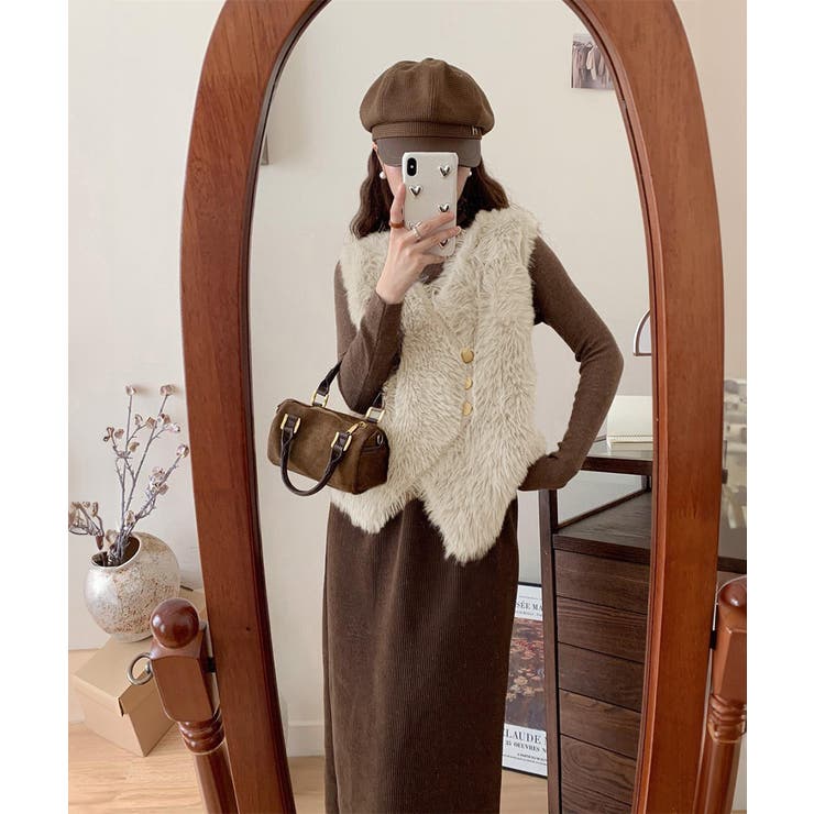 ふわふわファーベストVネックニットベスト | SUNSHINE CLOSET | 詳細画像10 