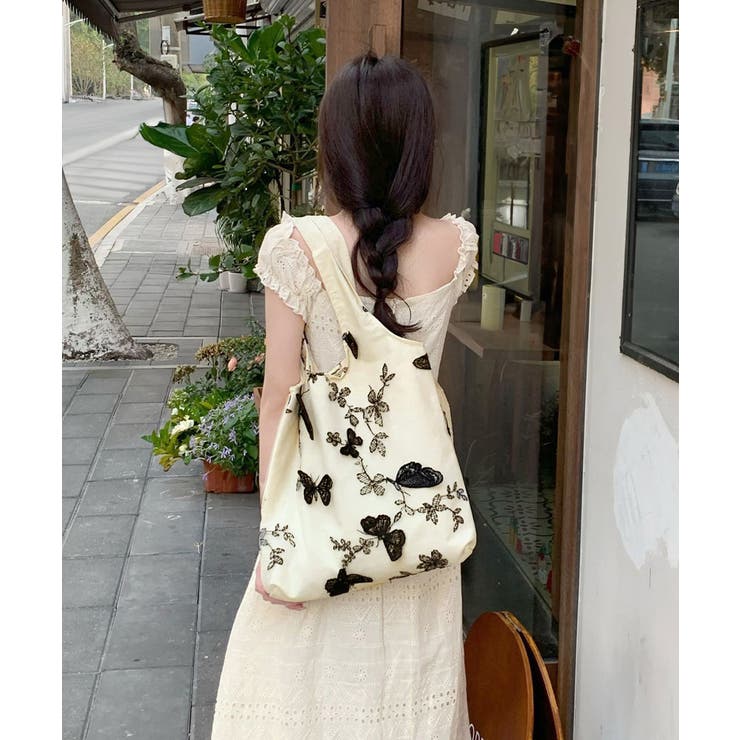 蝶モチーフトートバッグ大容量肩掛けバッグ | SUNSHINE CLOSET | 詳細画像2 