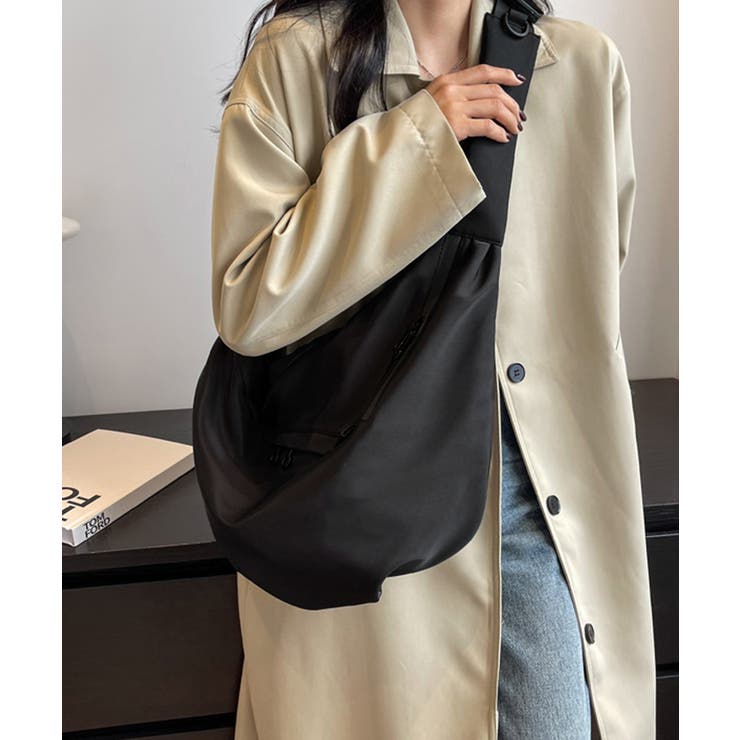 三日月型ショルダーバッグ大容量ナイロン鞄 | SUNSHINE CLOSET | 詳細画像5 