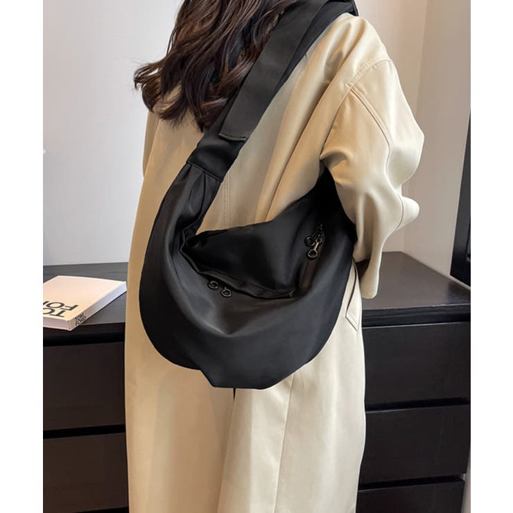 三日月型ショルダーバッグ大容量ナイロン鞄 | SUNSHINE CLOSET | 詳細画像8 