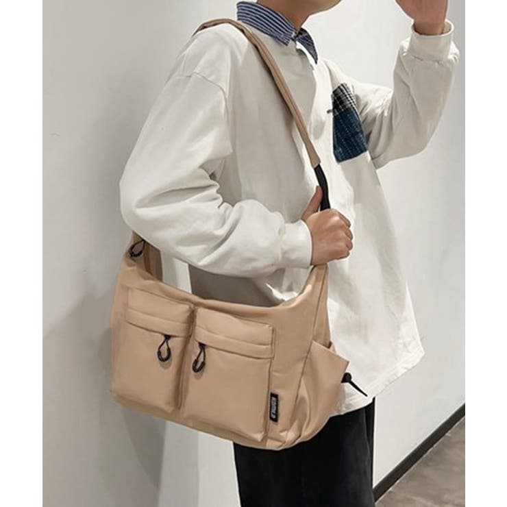 マルチポケットショルダーバッグナイロン鞄[品番:AGCW0006401 マルチポケットショルダーバッグナイロン鞄[品番:AGCW0006401