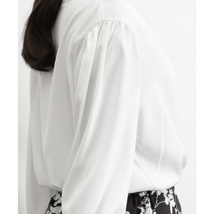 サテン風シャツブラウス Vネックトップス | SUNSHINE CLOSET | 詳細画像12 