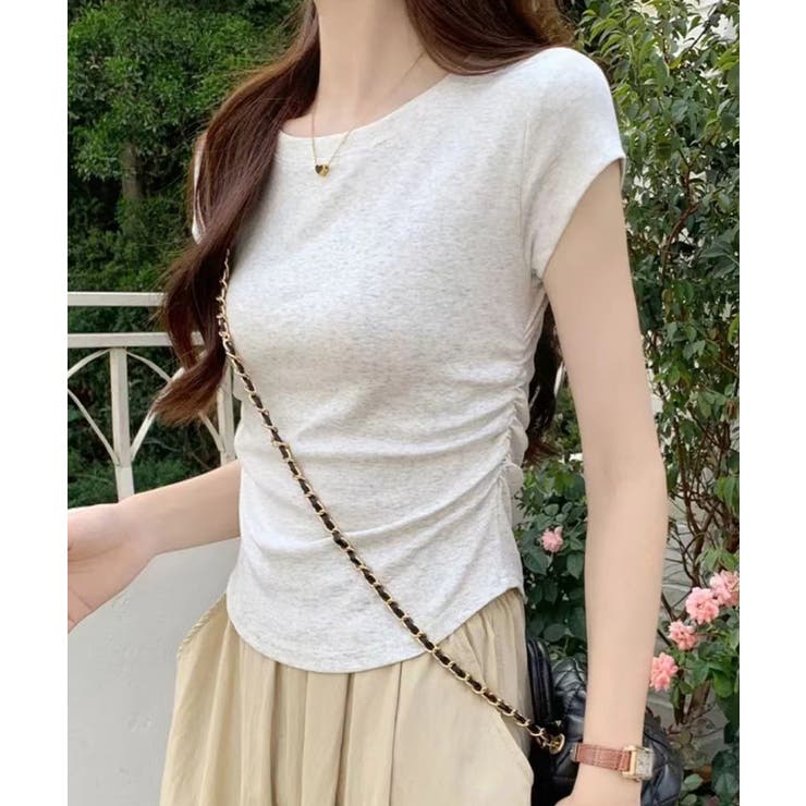 THEREDTHREAD S カッティングトップス　ホワイト THEREDTHREAD / ザレッドスレッド】S circle open tops