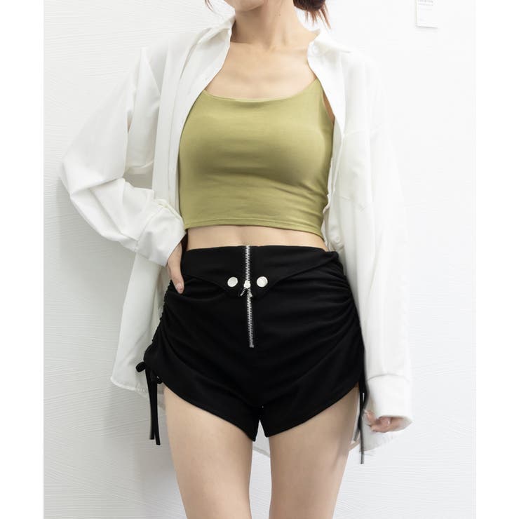 【お洒落デザイン♪】CHANEL バミューダ パンツ スタイルアップ CHANEL(シャネル) ショートパンツ(レディース) - 海外通販のBUYMA