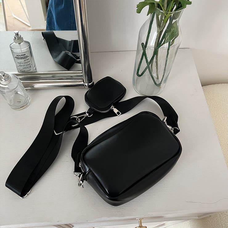 ショルダーバッグ・ポシェット Victoria Sponge clutch レディース ショルダーバッグ | COACH コーチ公式アウトレット