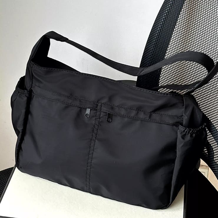 GALERIANT 黒 ナイロン ショルダーバッグ　★美品★ ショルダーバッグ 3way 黒 ブラック ナイロンバッグ レディース