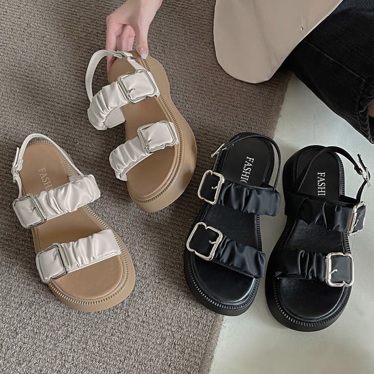上品な清涼感☆【CHANEL】 サンダル 2色 夏のお洒落の定番♪】CHANEL☆サンダル CCロックターン 2色