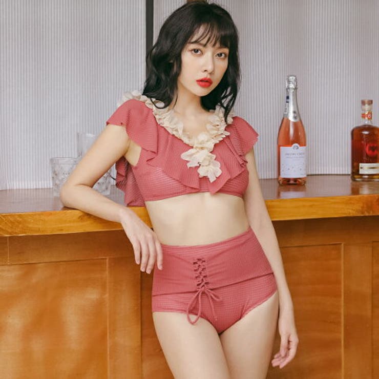 ピンク