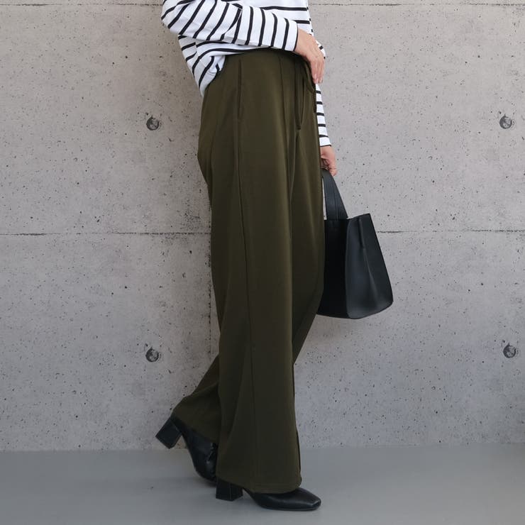 カーキ | カジュアルでも、キレイめでも上品で大人っぽくキマる!センターシームセミワイドパン… | aquagarage