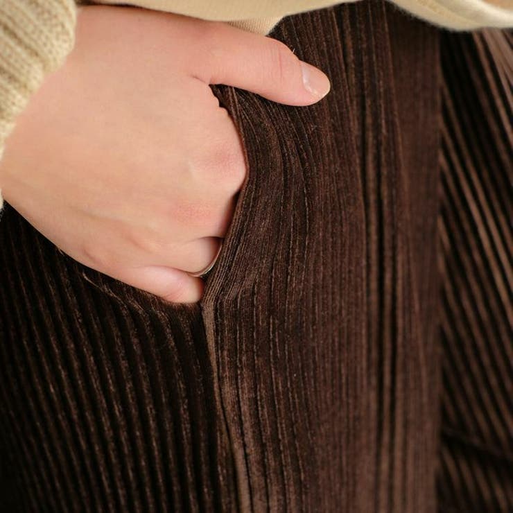 リラクシーな中にも洗練さを演出してくれる！セルフカットベロアリブパンツ | aquagarage | 詳細画像7 