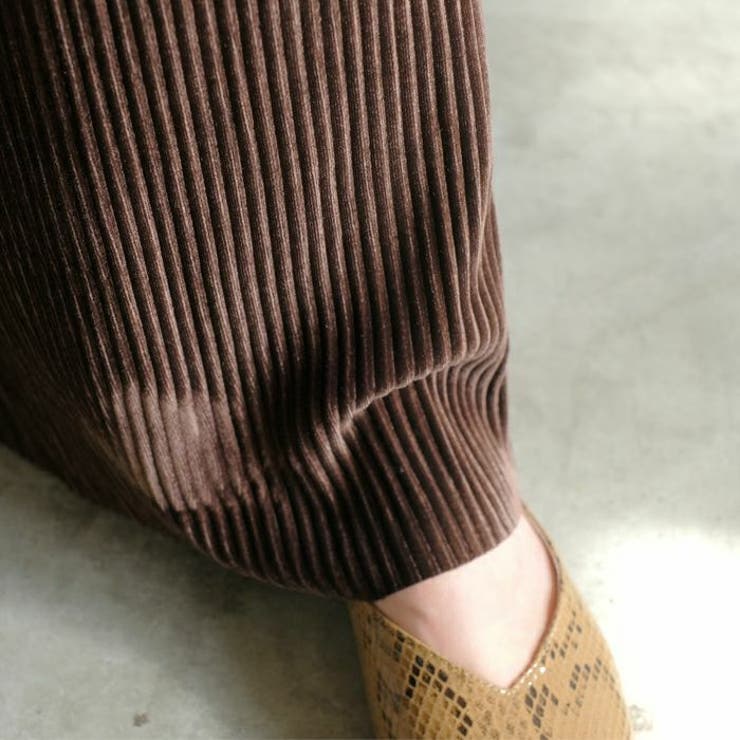 リラクシーな中にも洗練さを演出してくれる！セルフカットベロアリブパンツ | aquagarage | 詳細画像9 