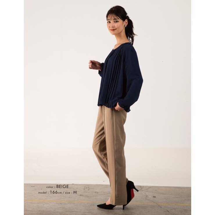 縦ラインを強調する上品なシルエット！フロントスリットツイル