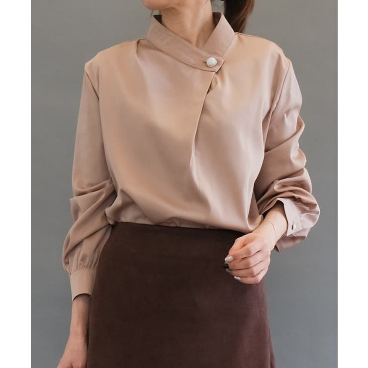 シンプルながら表情豊かに着映える！パールボタンブラウス | aquagarage | 詳細画像8 