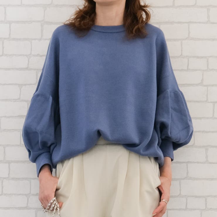 ブルー | 二の腕を自然にカバーしてくれるバルーン袖ニットトップス | aquagarage