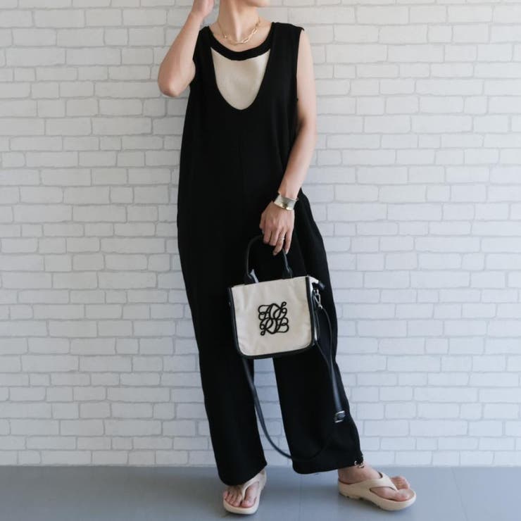 ブラック | V×Uネックの前後2wayサロペット | aquagarage