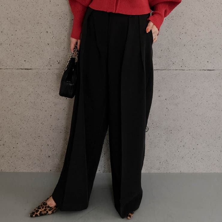 ブラック | きちんと感がありながらもリラクシーな雰囲気を兼ね備えているタックワイドパンツ | aquagarage