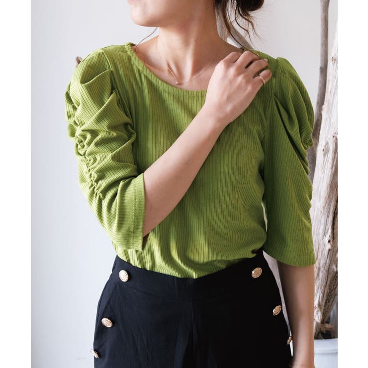 ライトグリーン | 袖のシャーリングが目を引く！テレコリブパワショルトップス | aquagarage