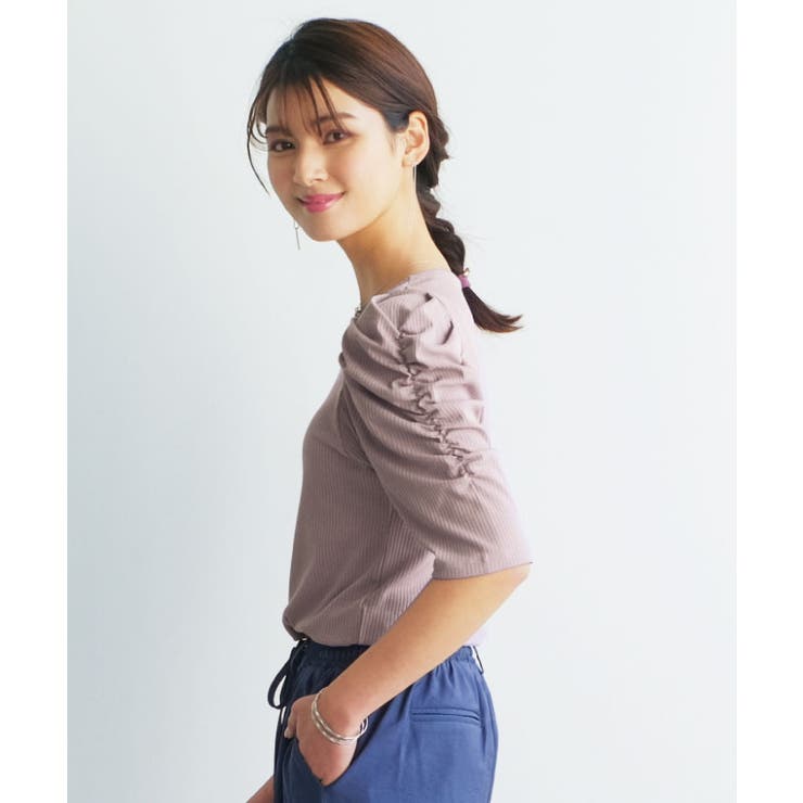 ピンクベージュ | 袖のシャーリングが目を引く！テレコリブパワショルトップス | aquagarage